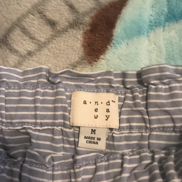 Light blue striped off the shoulder floral top - Picture 5 of 5